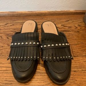 Black Mules - Target